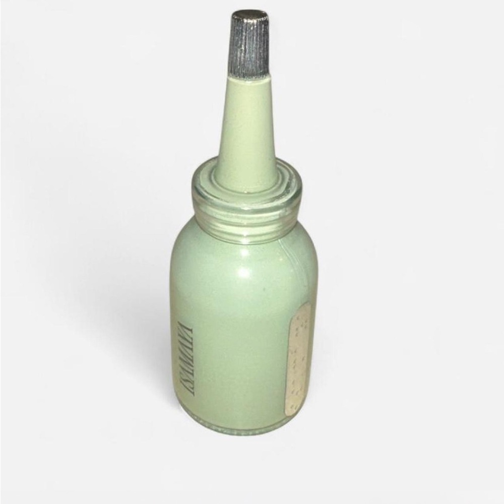 Isamaya Beauty Color Correcting Serum - Pistachio